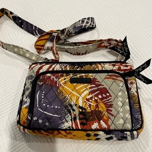 Sale!🎄🎁Vera Bradley crossbody